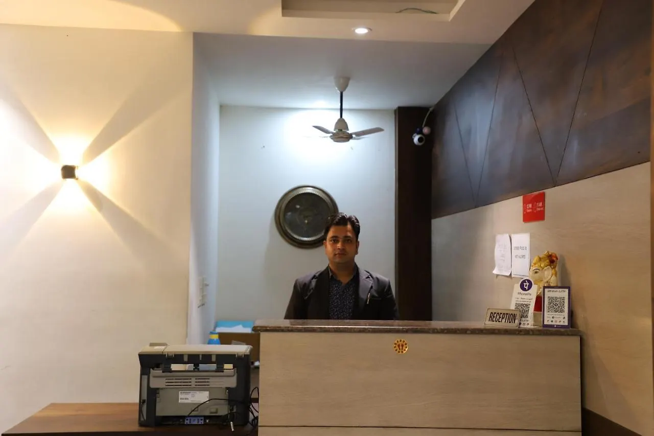Hotel Dream Comfort Agra  3*, Agra (Uttar Pradesh)
